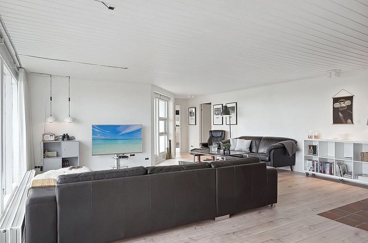 Vakantiehuis "Helja" - 125m from the sea