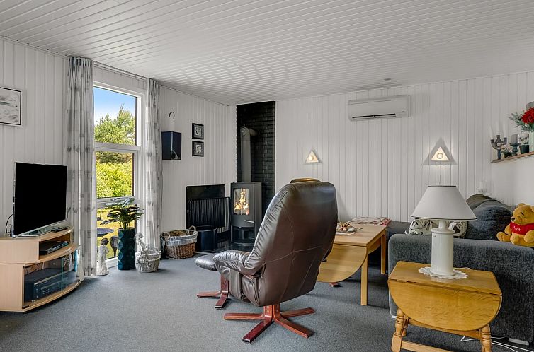 Vakantiehuis "Aima" - 400m from the sea