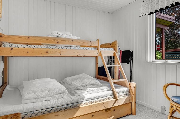 Vakantiehuis "Aima" - 400m from the sea