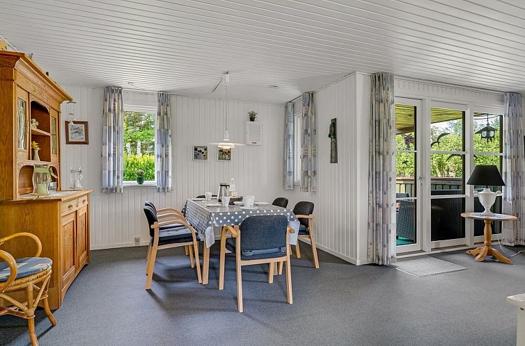 Vakantiehuis "Aima" - 400m from the sea