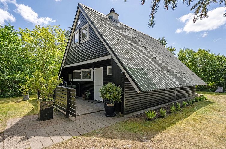 Vakantiehuis "Kirsi" -  from the sea