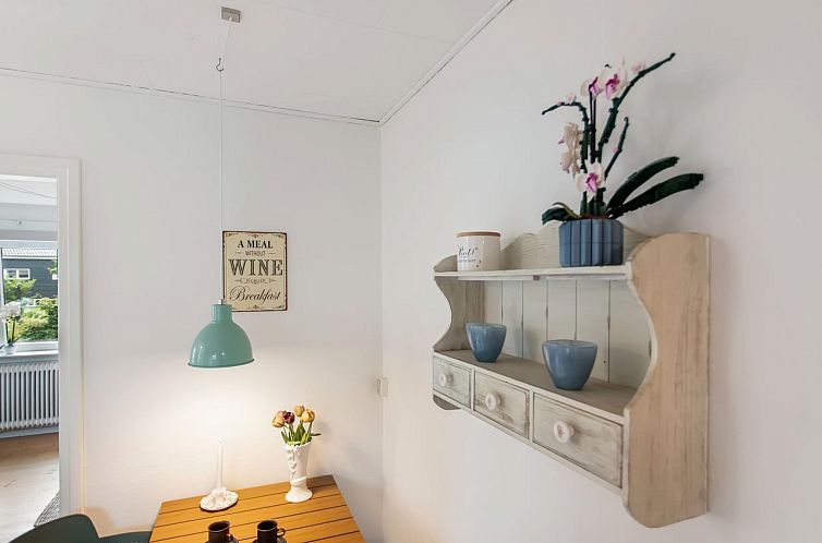 Vakantiehuis "Kirsi" -  from the sea