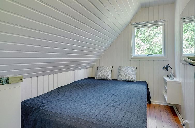 Vakantiehuis "Kirsi" -  from the sea