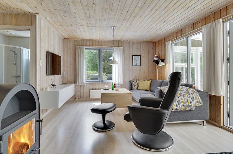 Vakantiehuis "Siljan" -  from the sea