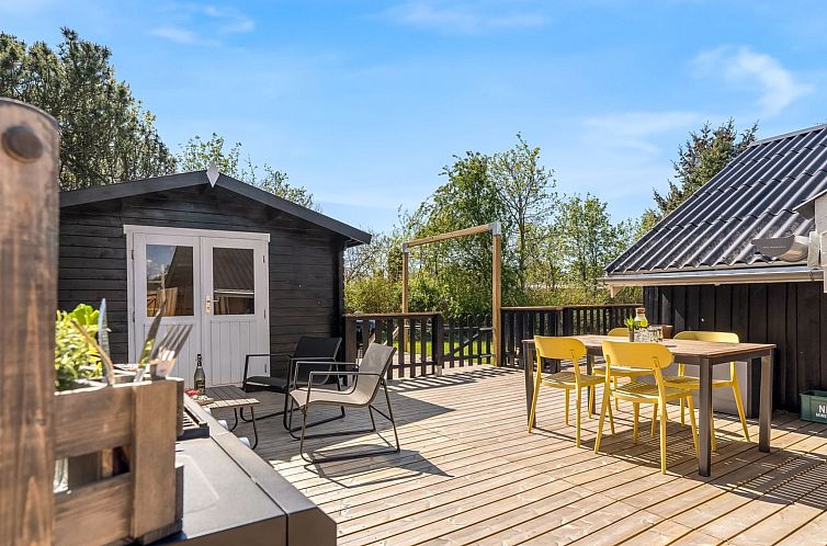 Vakantiehuis "Nayati" - 800m from the sea