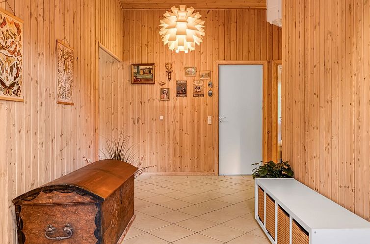 Vakantiehuis "Felina" -  from the sea