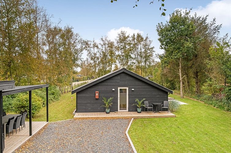 Vakantiehuis "Silvia" -  from the sea