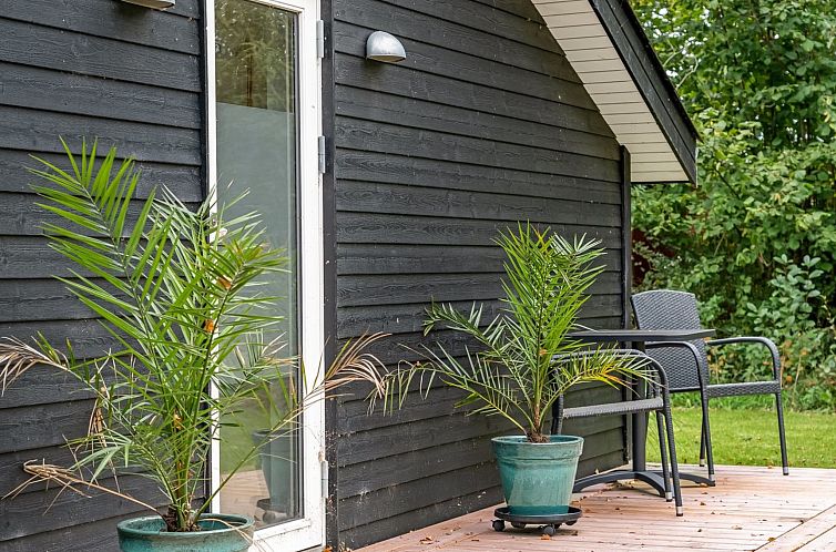 Vakantiehuis "Silvia" -  from the sea