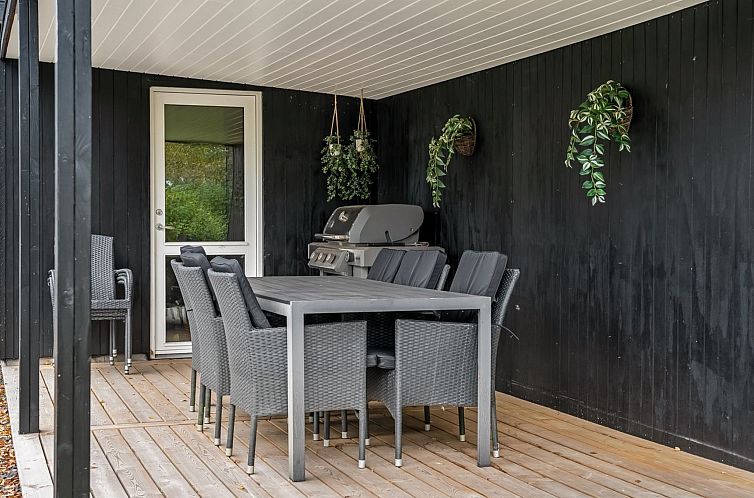 Vakantiehuis "Silvia" -  from the sea