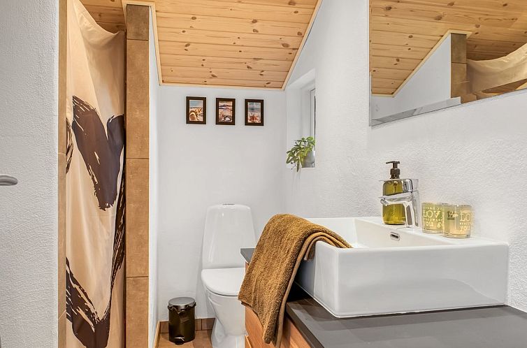 Vakantiehuis "Silvia" -  from the sea