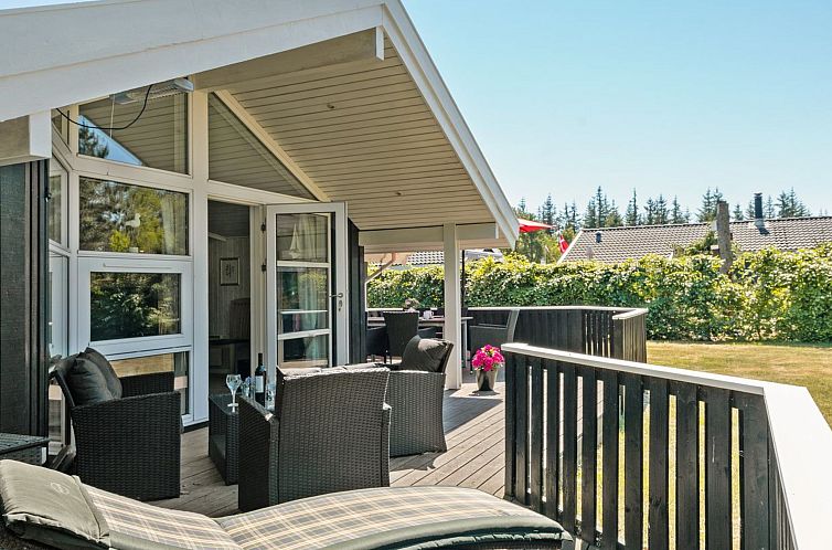 Vakantiehuis "Annestine" - 200m from the sea