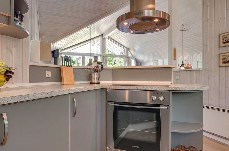 Vakantiehuis "Esaline" - 400m from the sea