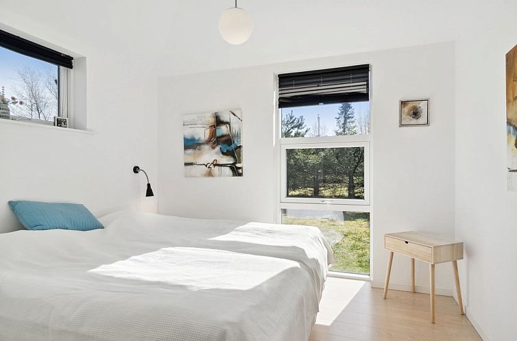 Vakantiehuis "Todor" - 1.1km from the sea