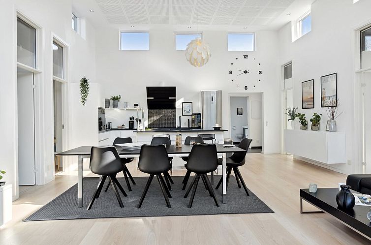 Vakantiehuis "Todor" - 1.1km from the sea