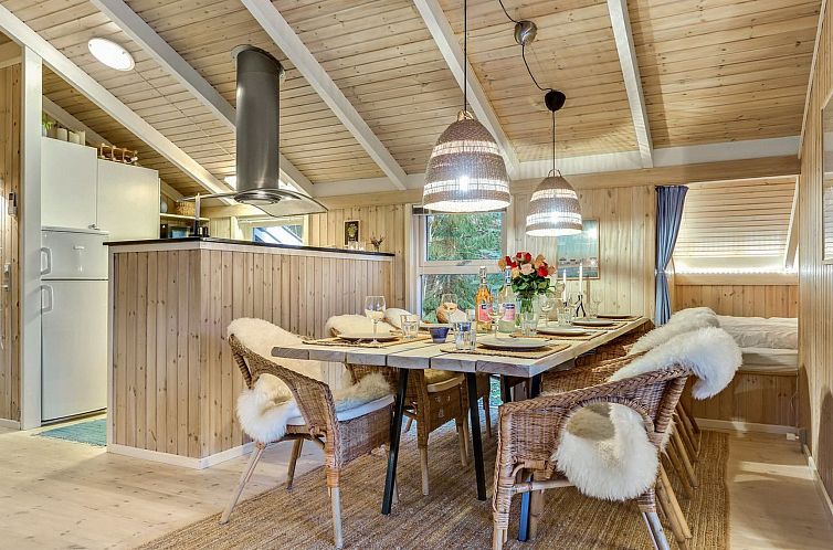 Vakantiehuis "Berenice" - 250m from the sea