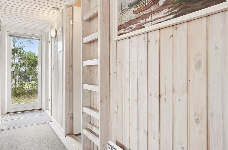 Vakantiehuis "Edzard" - 200m from the sea