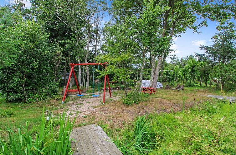 Vakantiehuis "Edzard" - 200m from the sea