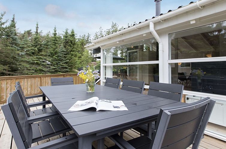 Vakantiehuis "Ingwin" -  from the sea