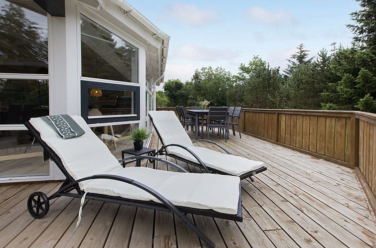 Vakantiehuis "Ingwin" -  from the sea