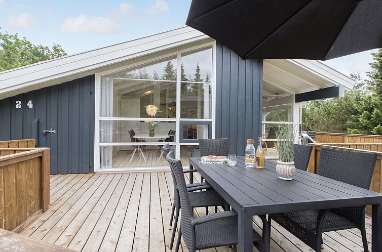 Vakantiehuis "Ingwin" -  from the sea