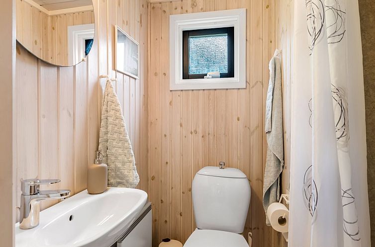 Vakantiehuis "Ingwin" -  from the sea