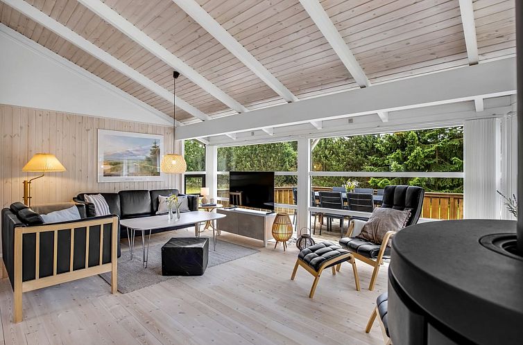 Vakantiehuis "Ingwin" -  from the sea