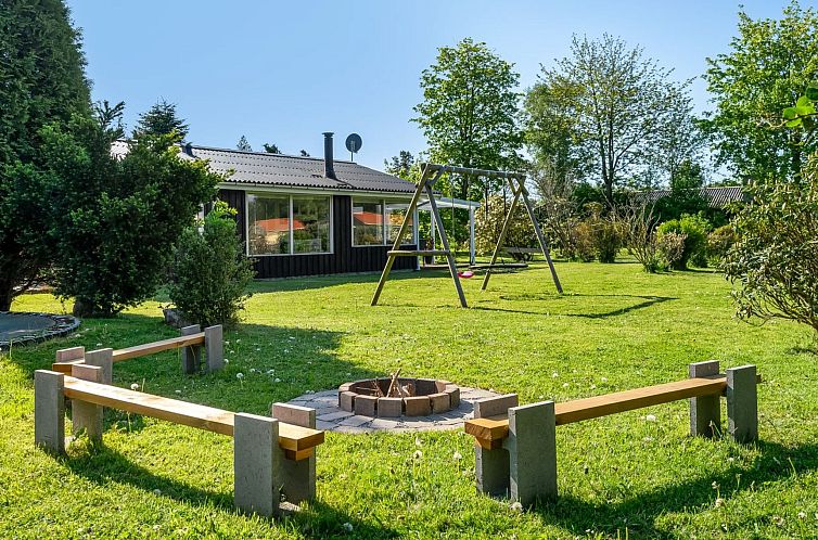 Vakantiehuis "Marielouise" -  from the sea