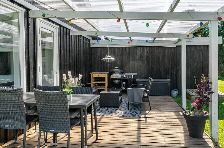 Vakantiehuis "Marielouise" -  from the sea