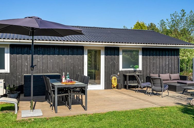 Vakantiehuis "Marielouise" -  from the sea