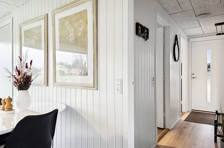 Vakantiehuis "Marielouise" -  from the sea