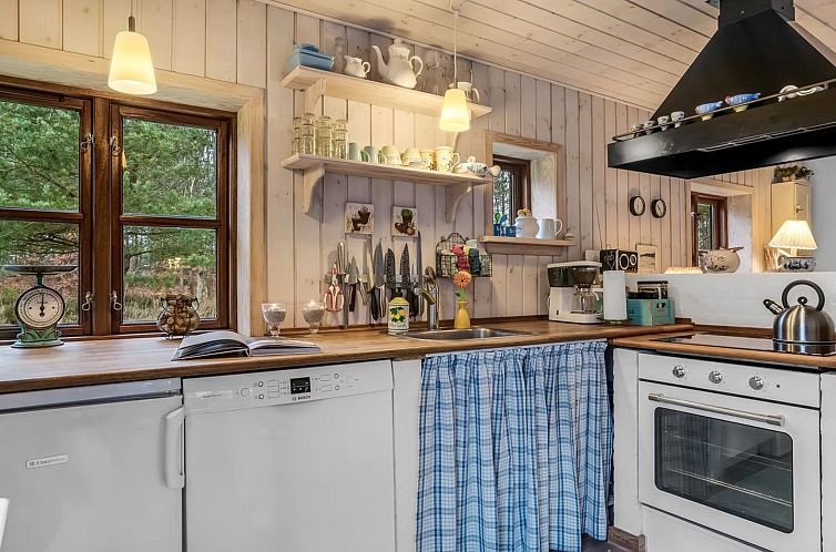 Vakantiehuis "Gunnild" -  from the sea