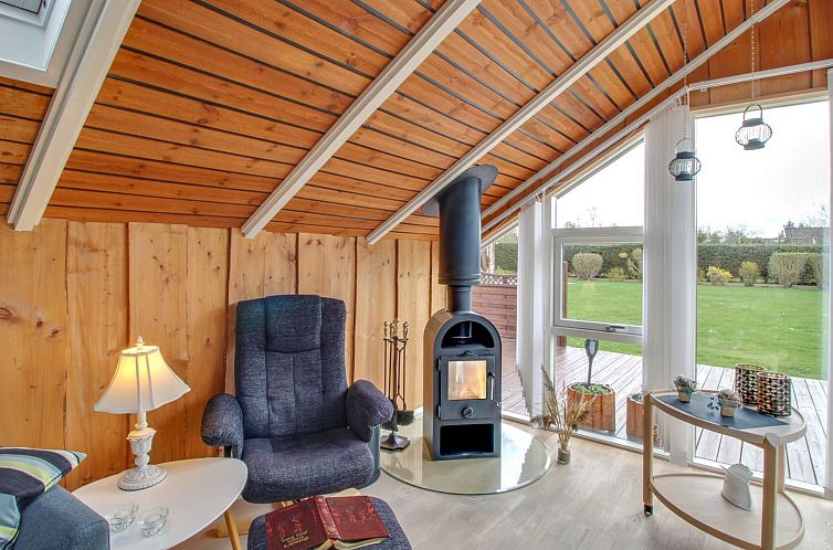 Vakantiehuis "Jyde" - 1.5km from the sea