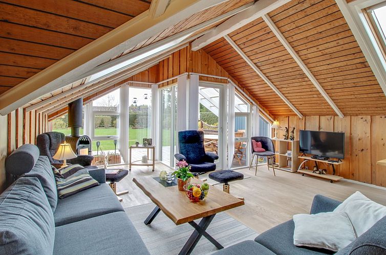 Vakantiehuis "Jyde" - 1.5km from the sea