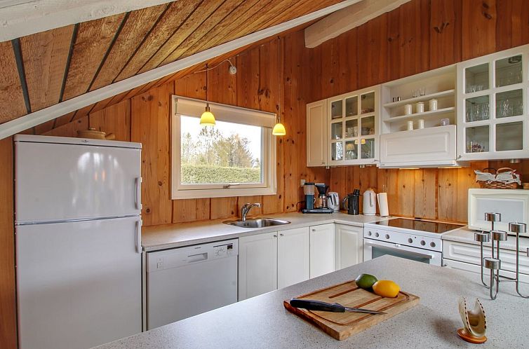 Vakantiehuis "Jyde" - 1.5km from the sea