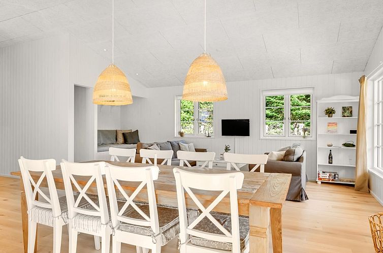 Vakantiehuis "Jyde" - 1.5km from the sea