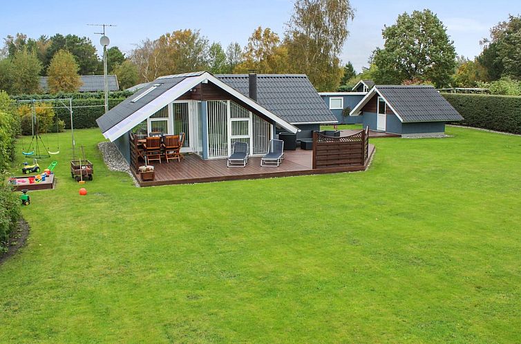 Vakantiehuis "Jyde" - 1.5km from the sea