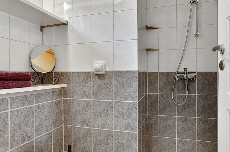 Vakantiehuis "Danijela" - 1.2km from the sea