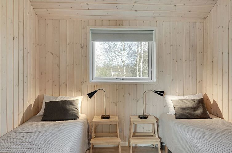Vakantiehuis "Alfrede" -  from the sea