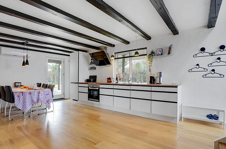 Vakantiehuis "Edith" - 1km from the sea
