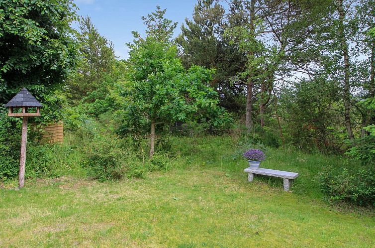 Vakantiehuis "Flora" - 150m from the sea