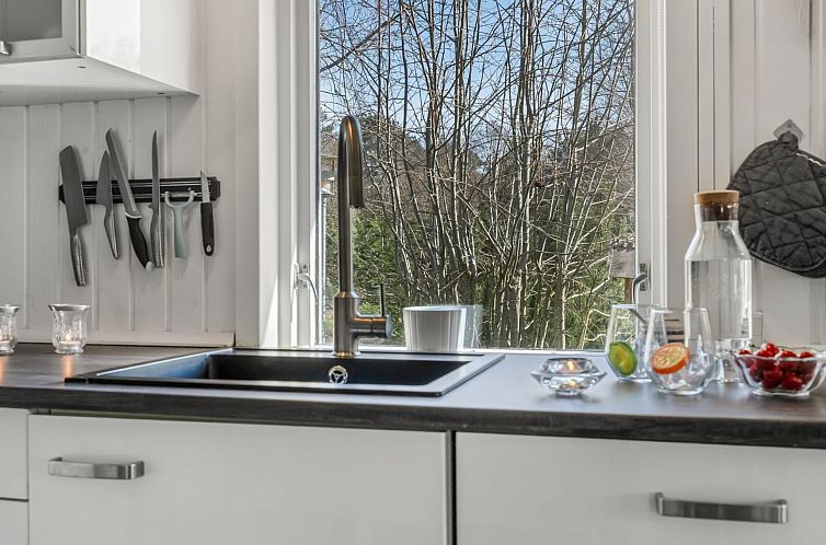 Vakantiehuis "Randulf" -  from the sea