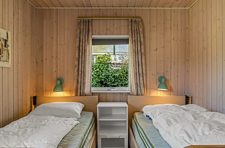 Vakantiehuis "Randulf" -  from the sea