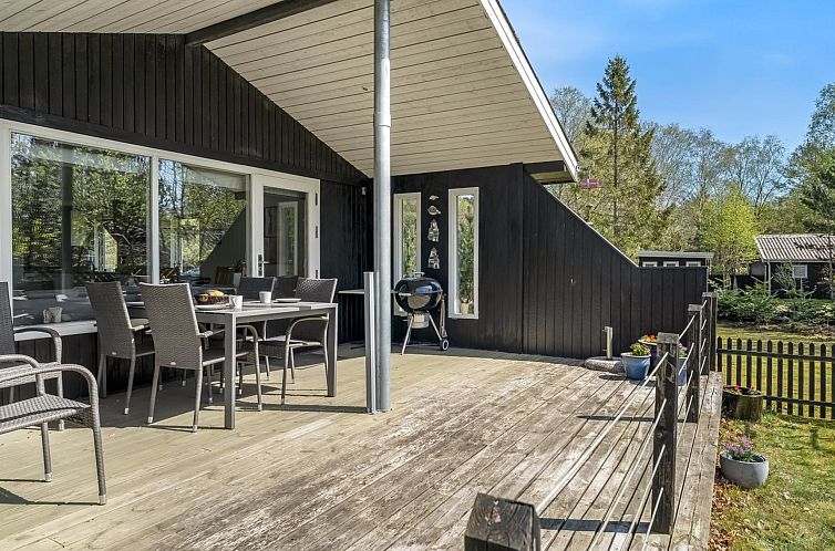 Vakantiehuis "Randulf" -  from the sea