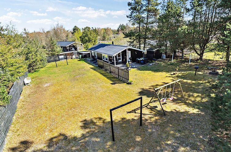 Vakantiehuis "Hellevi" -  from the sea