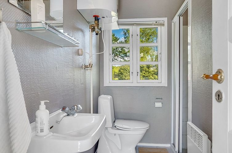 Vakantiehuis "Ingobert" - 50m from the sea