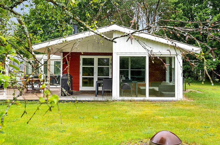 Vakantiehuis "Alica" -  from the sea