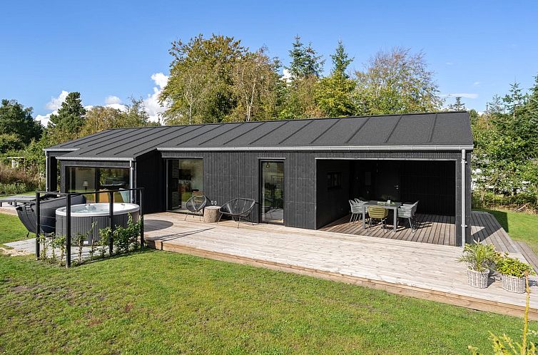 Vakantiehuis "Sinna" -  from the sea