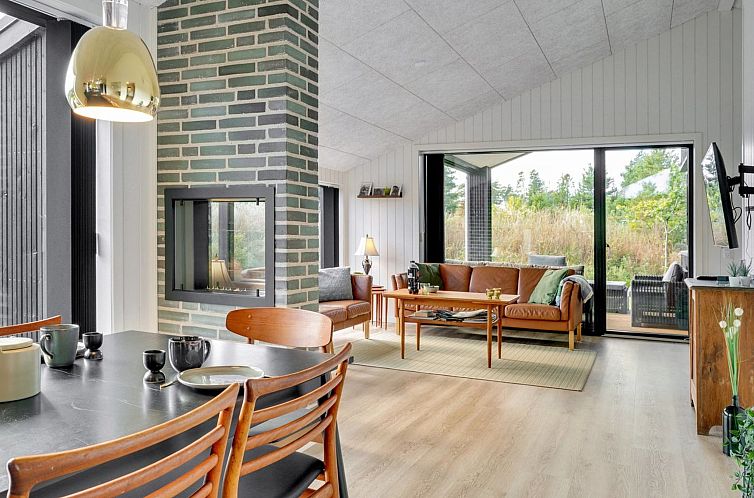 Vakantiehuis "Sinna" -  from the sea