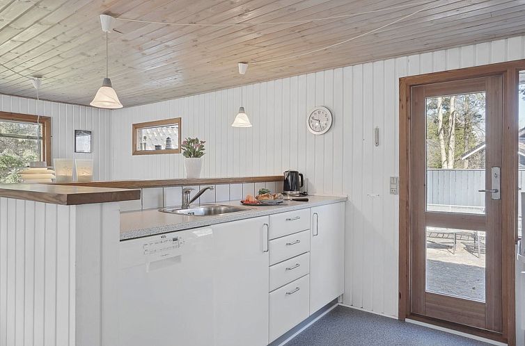 Vakantiehuis "Ketildor" - 100m from the sea