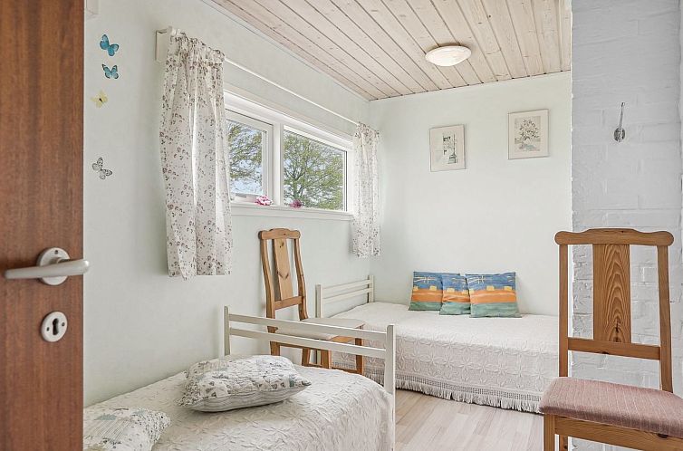 Vakantiehuis "Rayla" - 150m from the sea